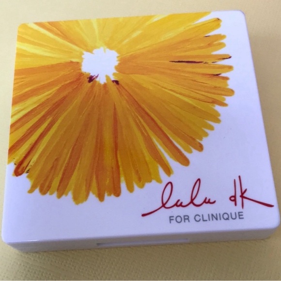 Cosmetic Bag Set w Product - Picture 7 of 7